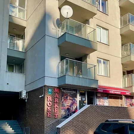 Lägenhet Wood Story - Modern 1br Near Center With Parking