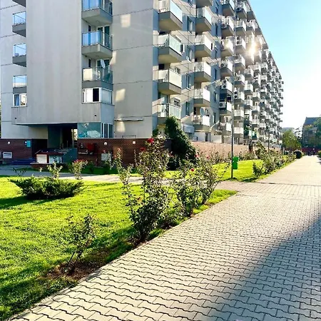 Wood Story - Modern 1br Near Center With Parking Bucharest