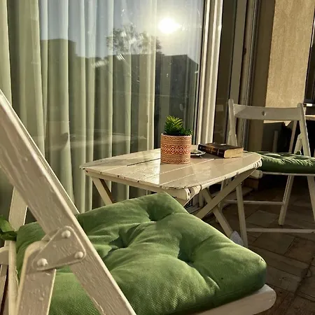 Apartamento Wood Story - Modern 1br Near Center With Parking *