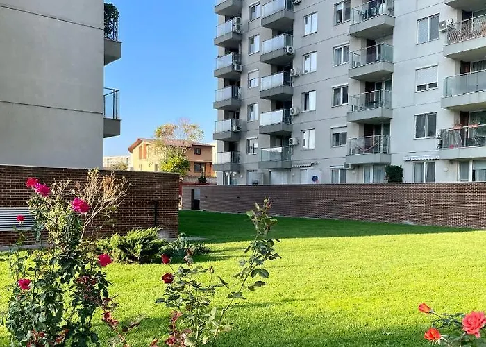 Wood Story - Modern 1br Near Center With Parking