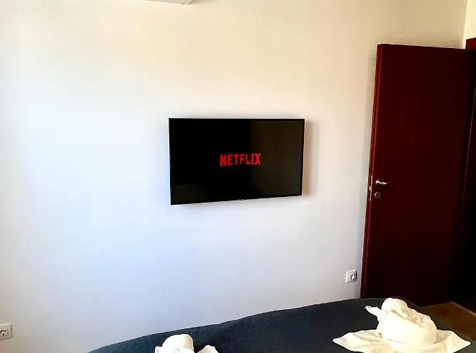 Apartament Wood Story - Modern 1br Near Center With Parking Bucureşti