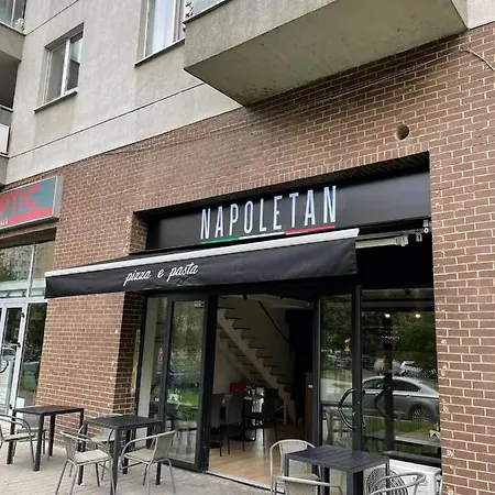 Wood Story - Modern 1br Near Center With Parking Apartment *